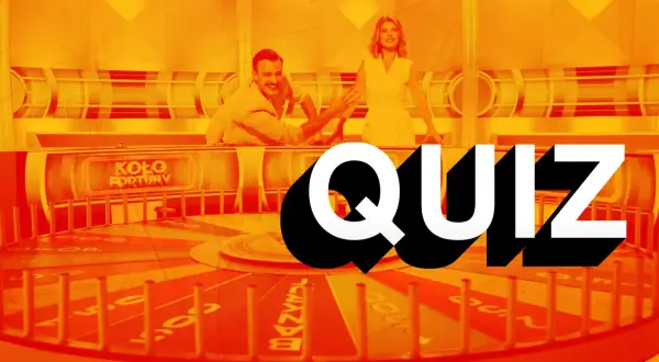 Koło Fortuny z prowadzącymi i napisem QUIZ.